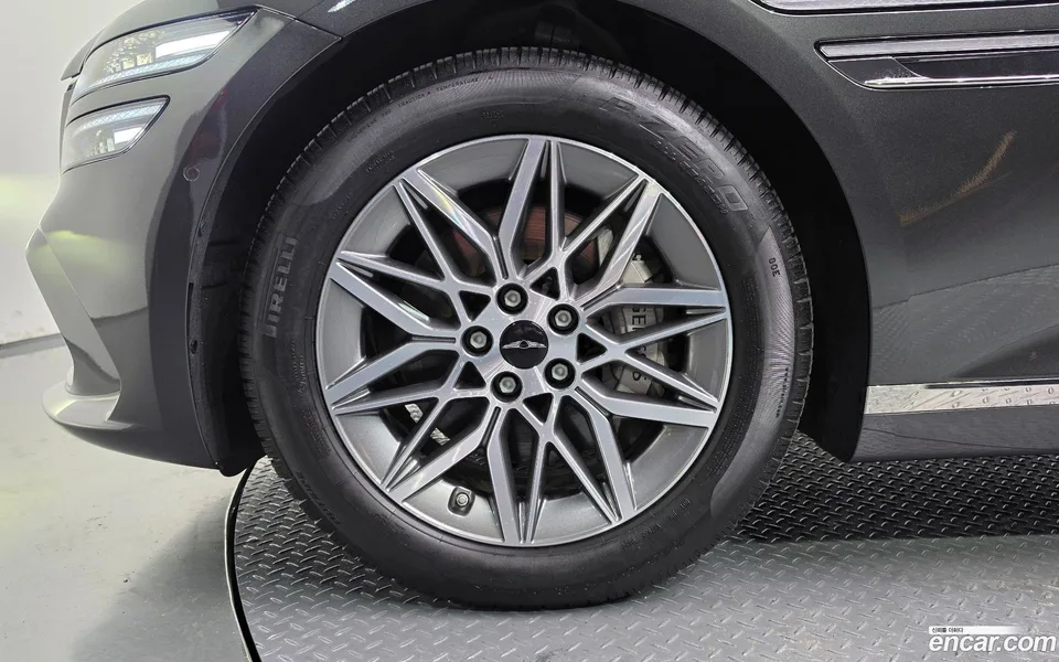 Genesis G80 2.5 AWD 2024 — thumbnail 2