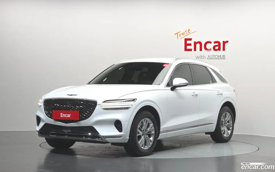 Genesis GV70 2.5T AWD 2022 — photo 1, buy with delivery to Moscow