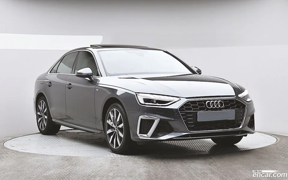 Audi A4 40 TFSI 2023 — thumbnail 3