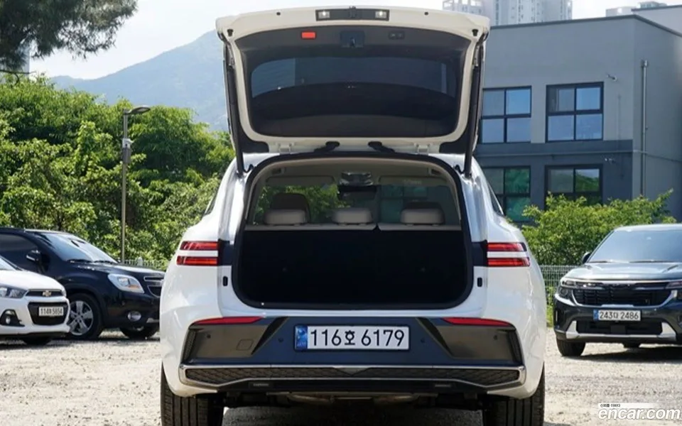 Genesis GV70 2.5T AWD 2025 — миниатюра 2