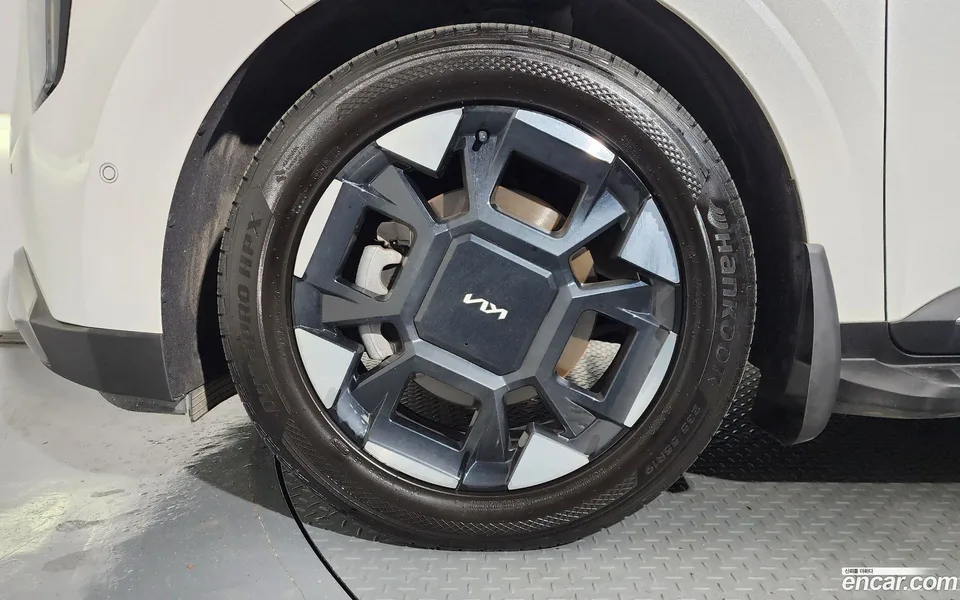 Kia Carnival HEV 7 2024 — thumbnail 2
