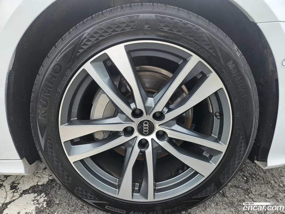 Audi A6 45 TFSI 2023 — thumbnail 2