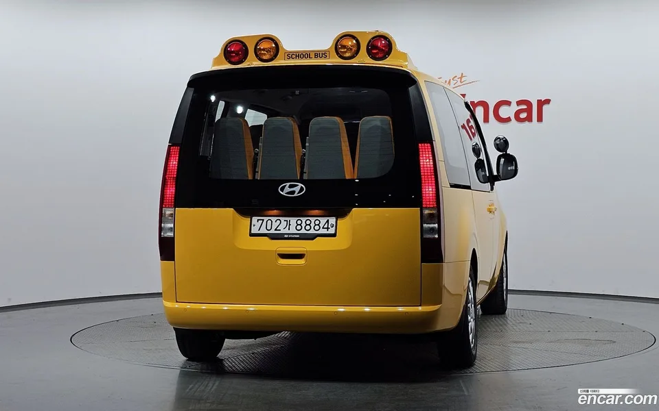 Hyundai Staria L3.5 2022 — thumbnail 4