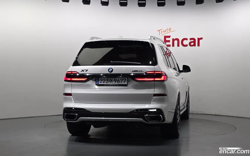 BMW X7 xDrive 40i M 7 2024 — thumbnail 4