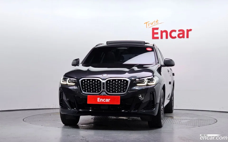 BMW X4 xDrive20i M 2023 — thumbnail 3