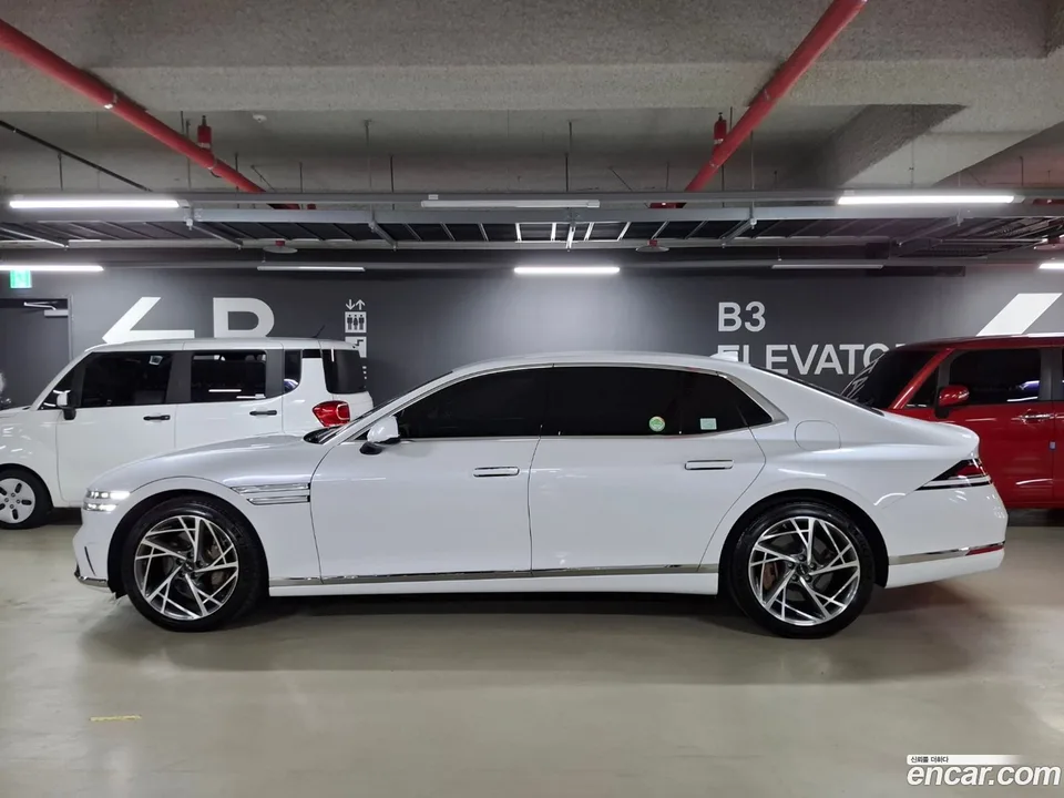 Genesis G90 3.5 e-S/C AWD 2023 — thumbnail 2