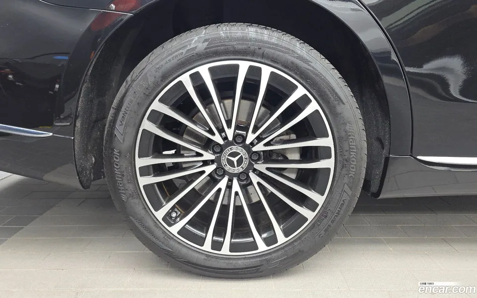 Mercedes-Benz S-Class S350 d 4MATIC 2025 — thumbnail 5