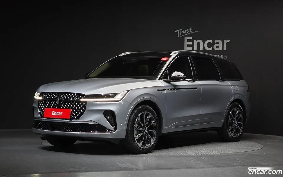 Lincoln Nautilus 2.0 AWD 2024 — photo 1, buy with delivery to Moscow