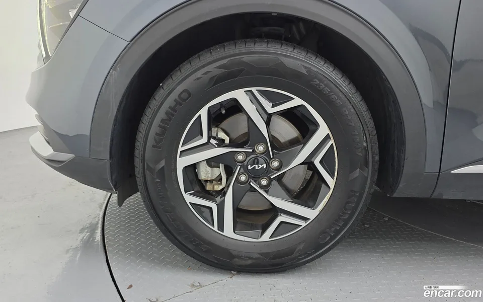 Kia Sportage 2.0 2WD 2023 — миниатюра 2