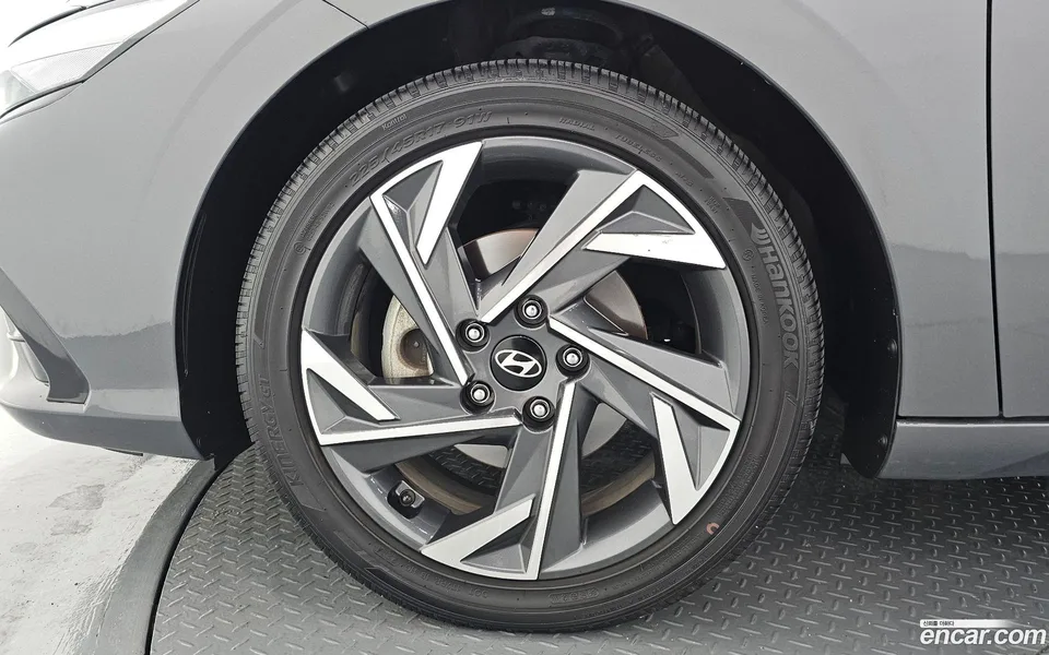 Hyundai Avante CN7 1.6 2024 — thumbnail 2