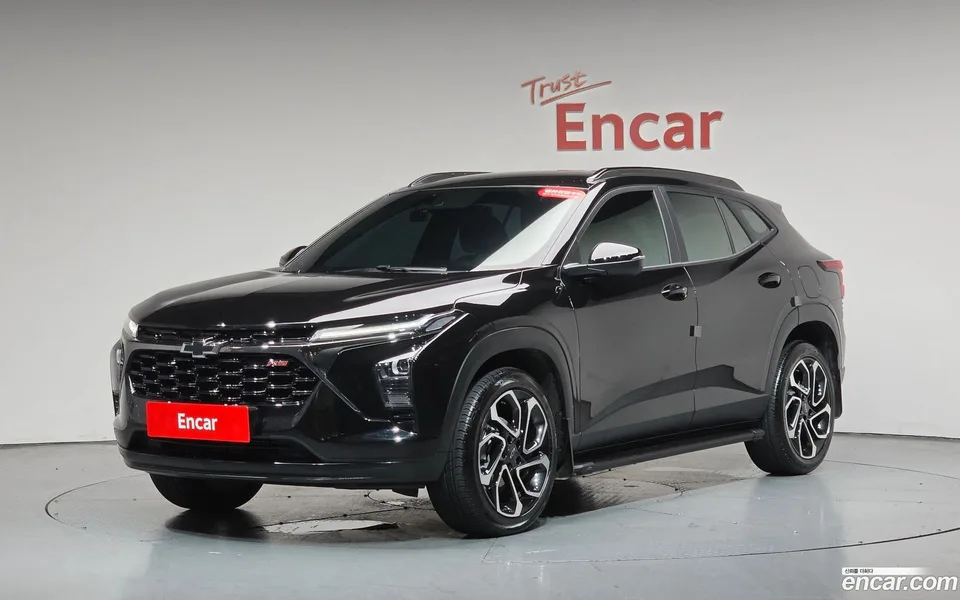 Chevrolet Trax Crossover 1.2 RS 2025 — photo 1, buy with delivery to Moscow