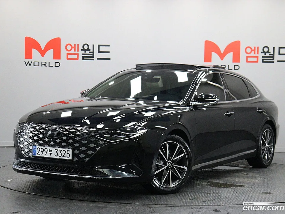 Hyundai Grandeur IG 2.5 2022 — photo 1, buy with delivery to Moscow