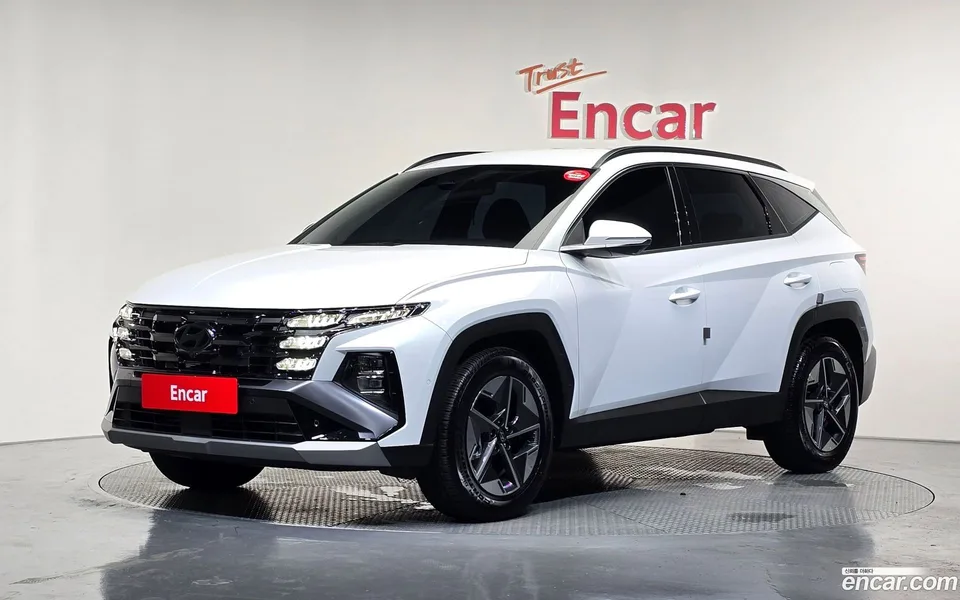 Hyundai Tucson Hybrid NX4 HEV 1.6 2WD 2025 — photo 1, buy with delivery to Moscow