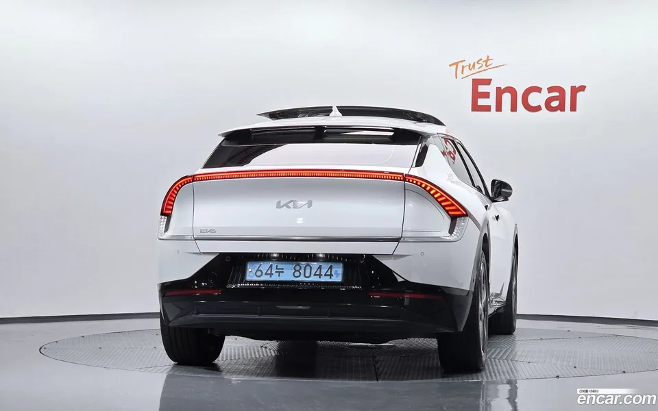 Kia EV6 2022 — thumbnail 4