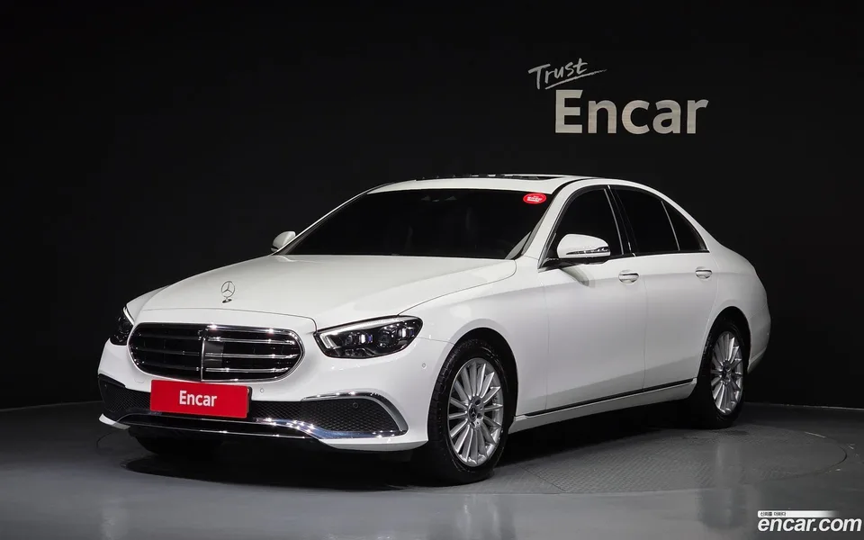Mercedes-Benz E-Class E250 2022 — photo 1, buy with delivery to Moscow