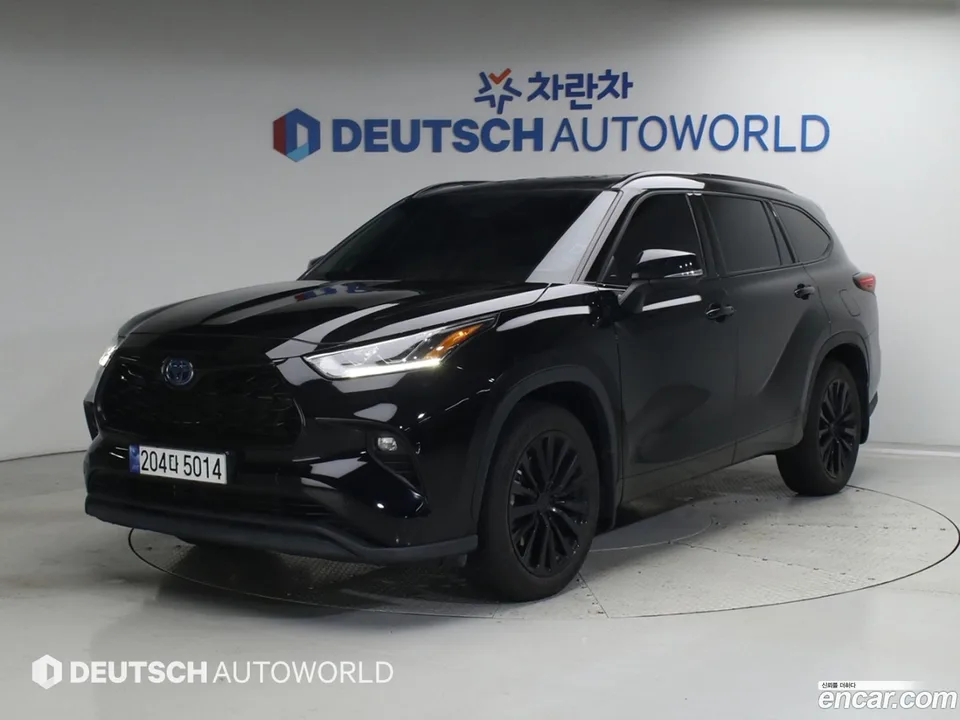 Toyota 4 2.5 4WD 2023 — photo 1, buy with delivery to Moscow
