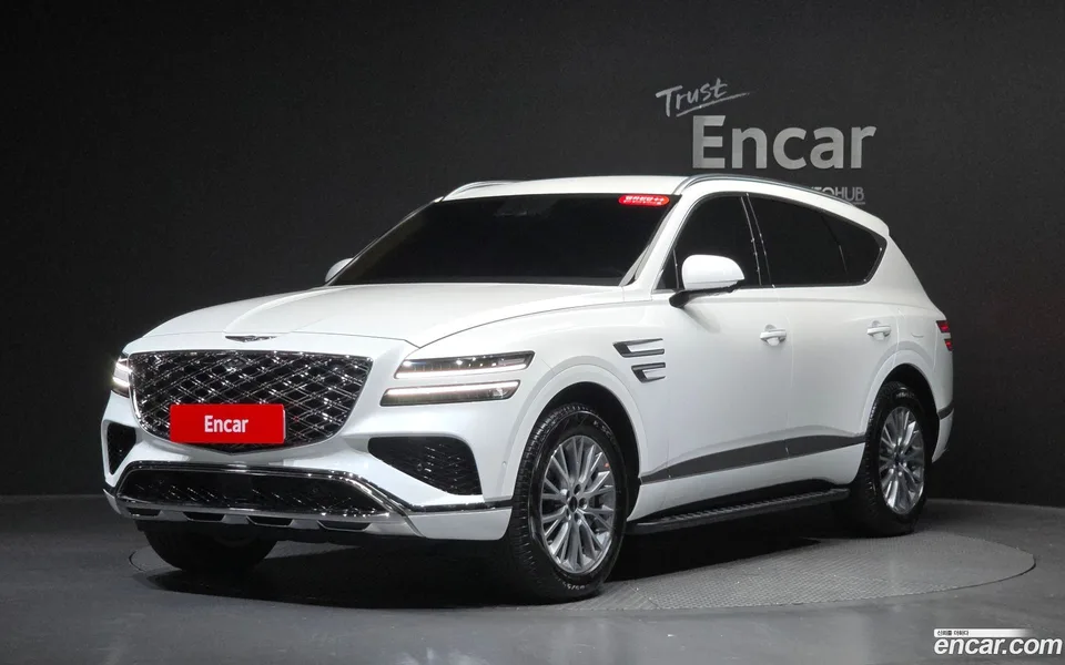 Genesis GV80 2.5T AWD 2026 — photo 1, buy with delivery to Moscow