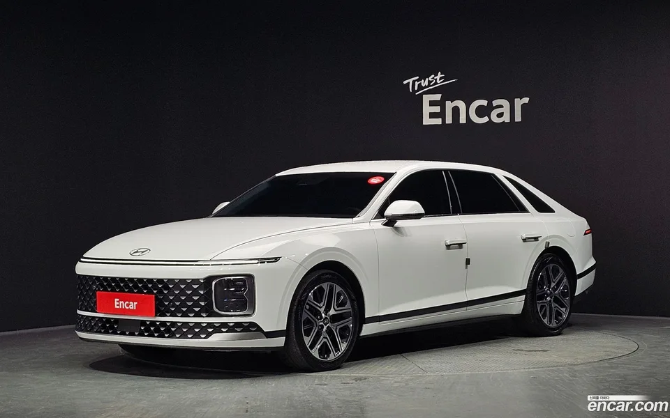 Hyundai Grandeur Hybrid 2024 — photo 1, buy with delivery to Moscow