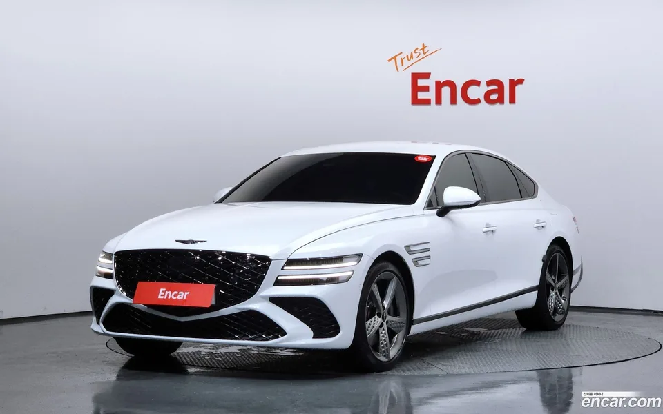 Genesis G80 2.5 2WD 2025 — photo 1, buy with delivery to Moscow