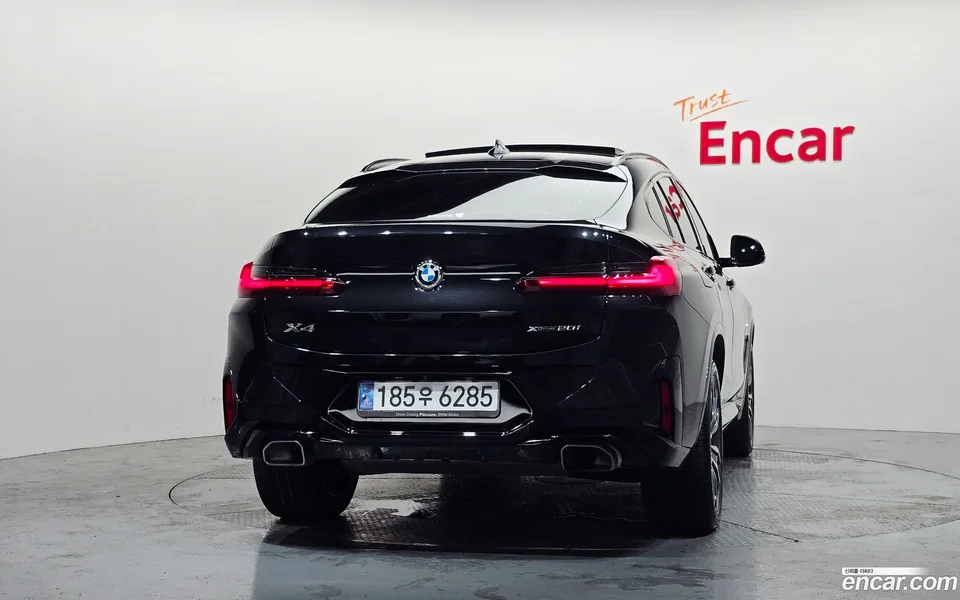 BMW X4 xDrive20i M 2025 — thumbnail 4