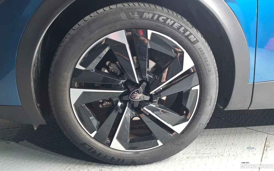 Peugeot 408 1.2 Pure Tech 2023 — thumbnail 2