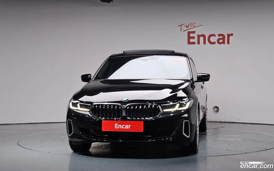 BMW 6 Series GT 630i xDrive 2023 — thumbnail 3