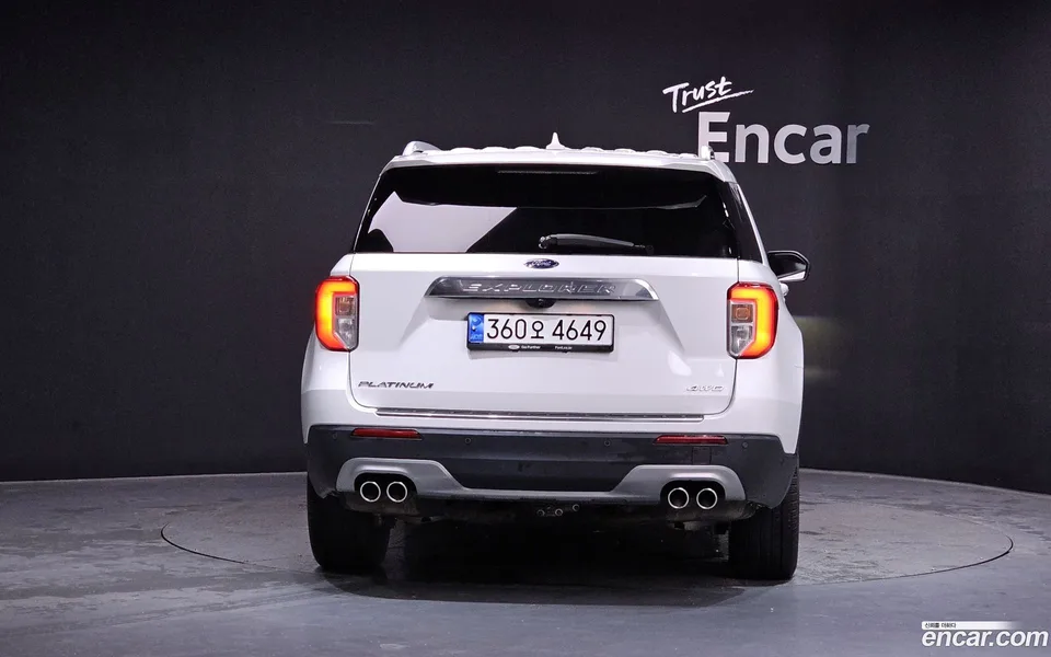 Ford Explorer 3.0 4WD 2022 — миниатюра 4