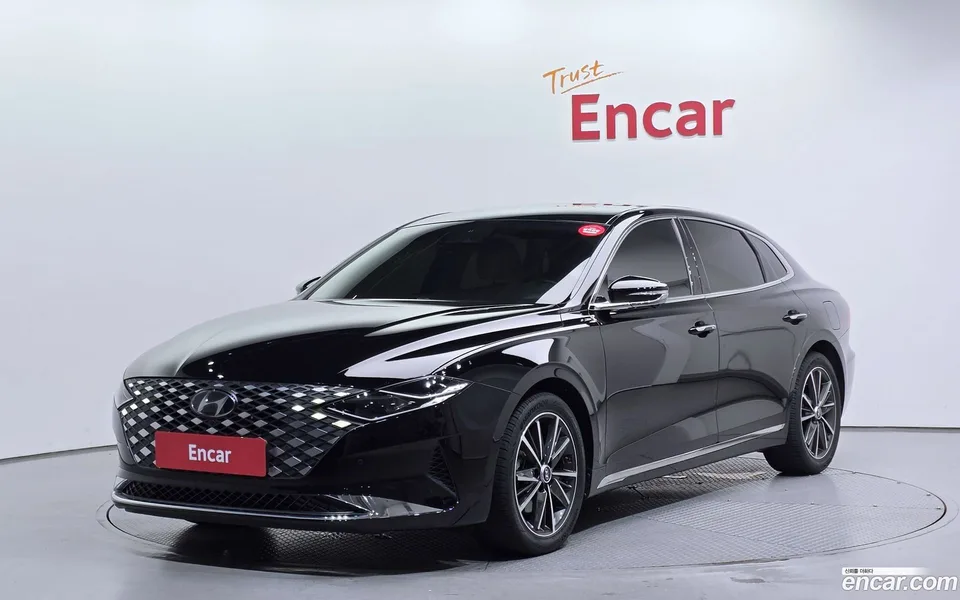 Hyundai Grandeur IG 2.5 2022 — photo 1, buy with delivery to Moscow