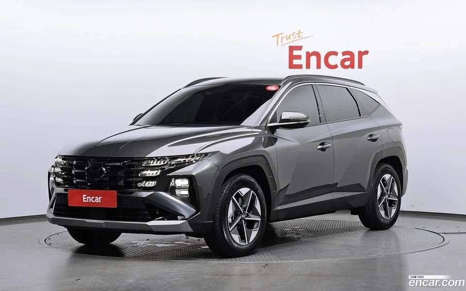 Hyundai Tucson Hybrid NX4 HEV 1.6 2WD 2025 — фото 1, купить с доставкой в Москву