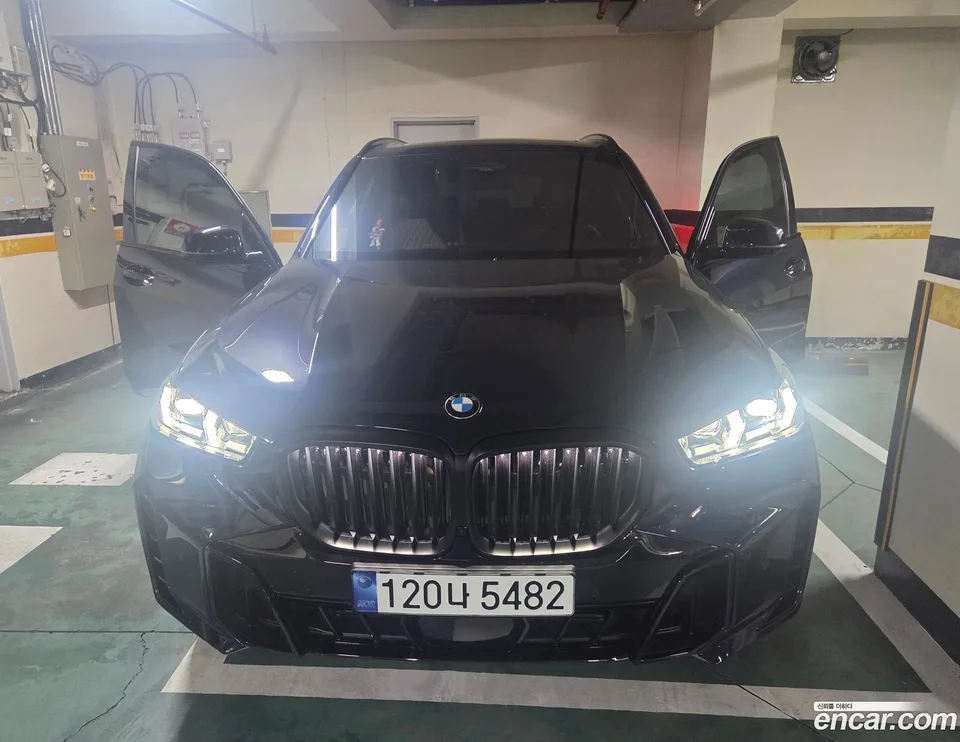 BMW X5 xDrive 40i M 2024 — thumbnail 3