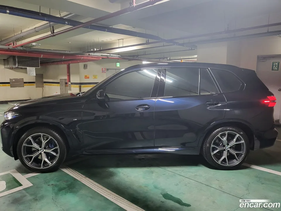 BMW X5 xDrive 40i M 2024 — thumbnail 5