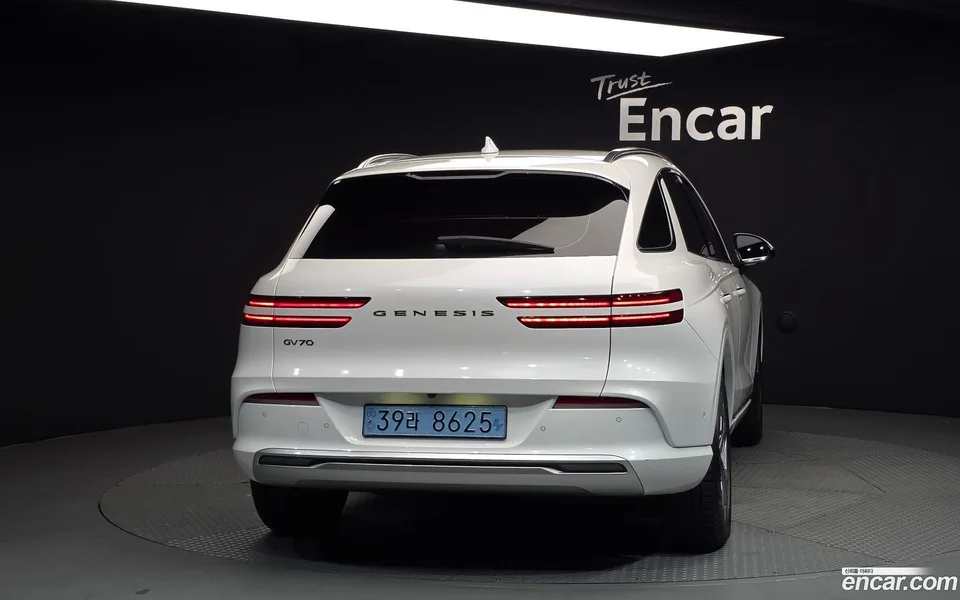 Genesis Electrified GV70 e-AWD 2022 — thumbnail 4