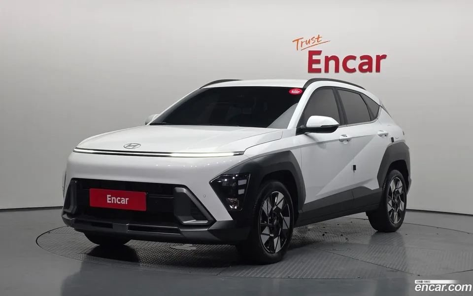 Hyundai Kona 1.6 2WD 2024 — photo 1, buy with delivery to Moscow
