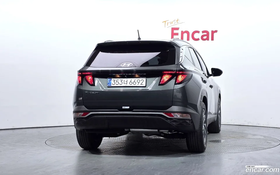 Hyundai Tucson 2.0 2WD 2022 — thumbnail 4