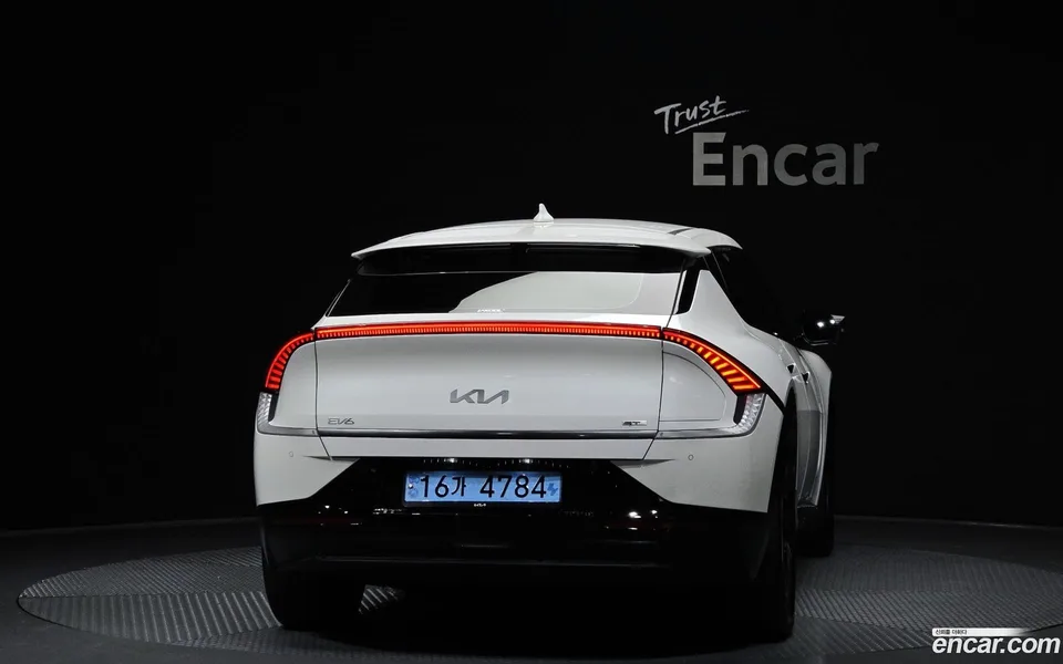 Kia EV6 2022 — thumbnail 4