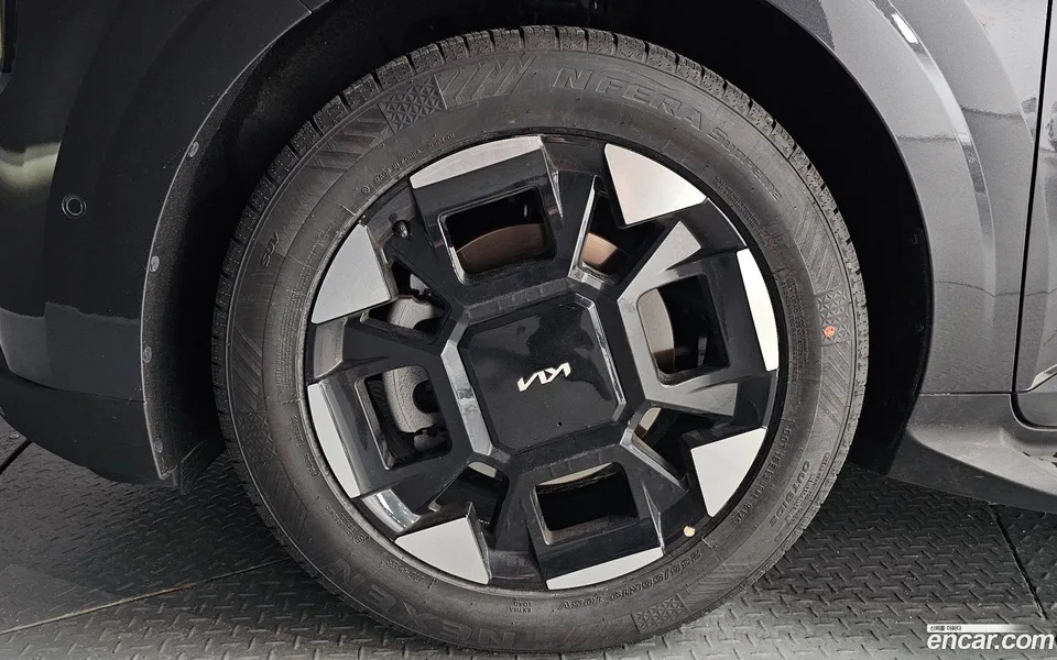 Kia Carnival HEV 9 2024 — thumbnail 5