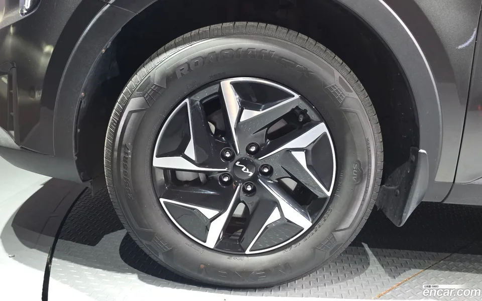 Kia Sorento HEV 1.6 2WD 2024 — thumbnail 2