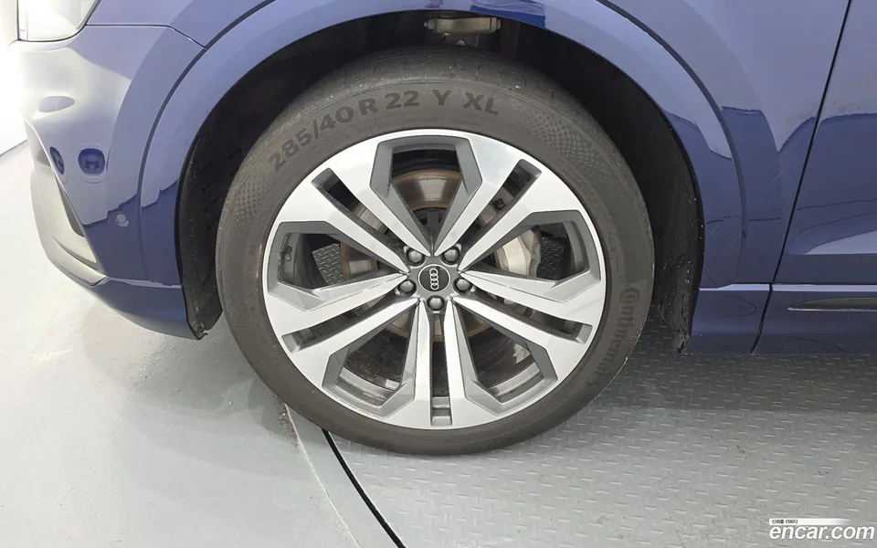 Audi Q8 (4M) 55 TFSI 2023 — thumbnail 2