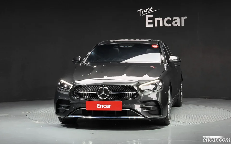 Mercedes-Benz E-Class E220d 4MATIC AMG Line 2022 — thumbnail 3