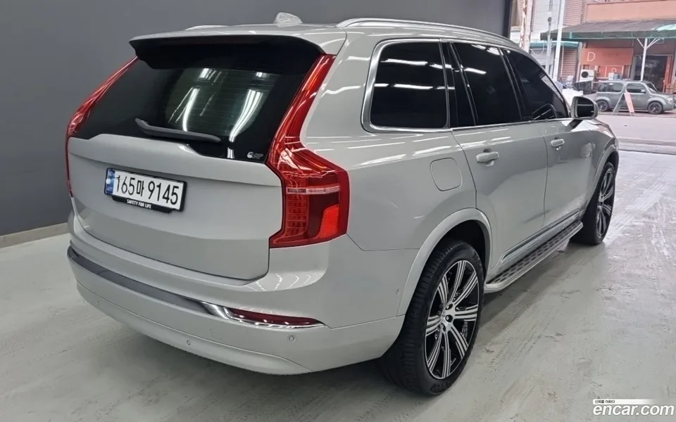 Volvo XC90 B6 2024 — thumbnail 4