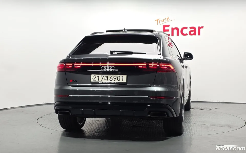 Audi Q8 (4M) 55 TFSI 2024 — thumbnail 4