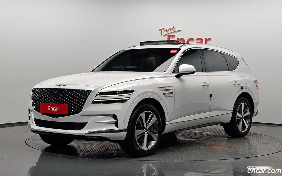 Genesis GV80 2.5T AWD 2022 — фото 1, купить с доставкой в Москву