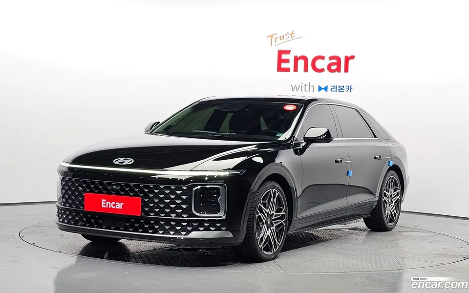 Hyundai Grandeur Hybrid 2023 — photo 1, buy with delivery to Moscow