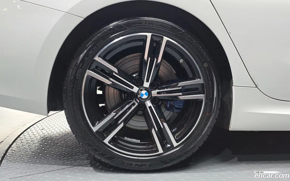 BMW 3 Series 320d M 2024 — thumbnail 5