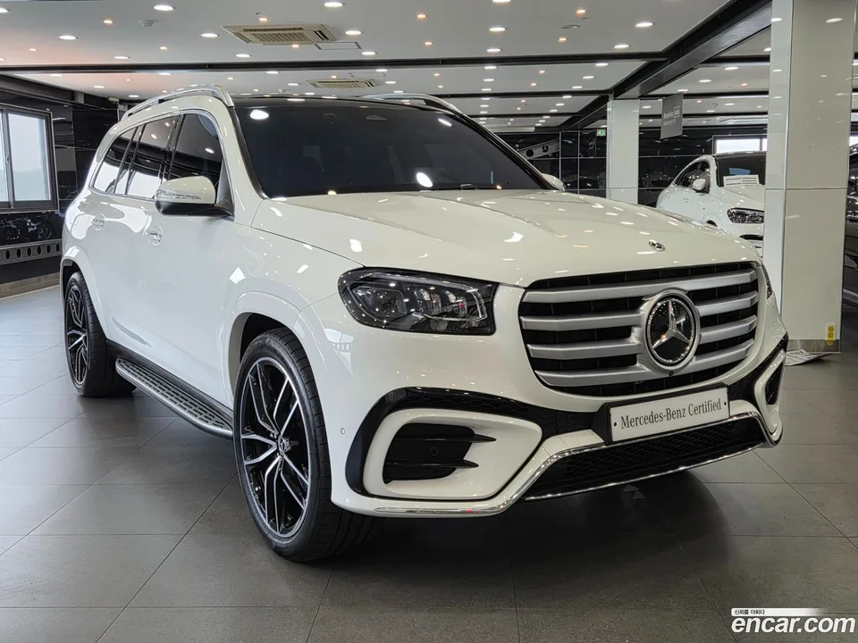 Mercedes-Benz GLS-Class GLS450 4MATIC 2025 — thumbnail 3