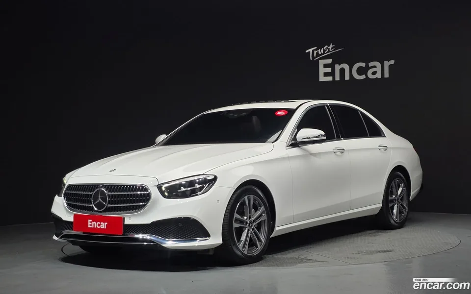 Mercedes-Benz E-Class E250 2023 — photo 1, buy with delivery to Moscow