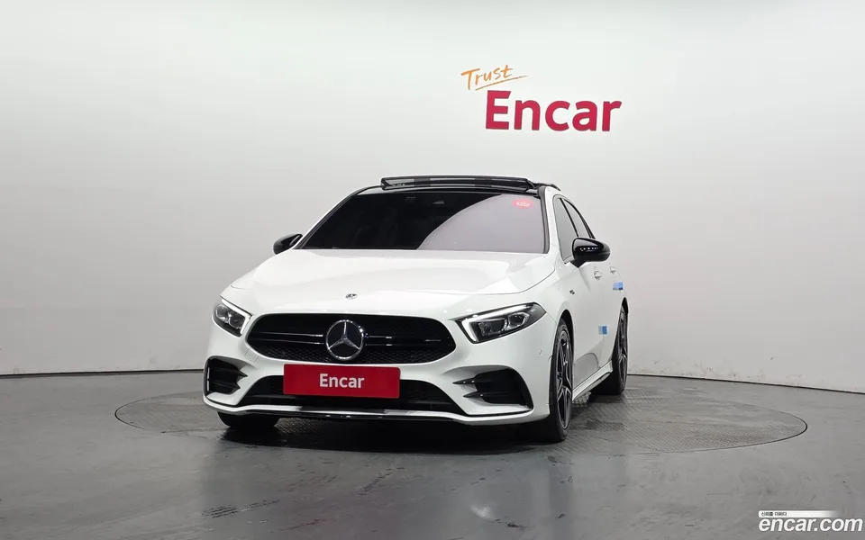 Mercedes-Benz A-Class AMG A35 4MATIC 2022 — thumbnail 3