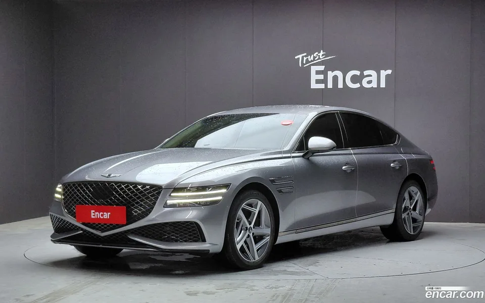 Genesis G80 2.5 AWD 2023 — photo 1, buy with delivery to Moscow