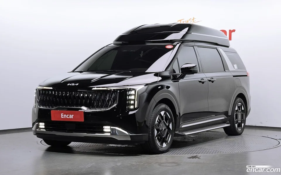 Kia Carnival HEV 9 2025 — photo 1, buy with delivery to Moscow
