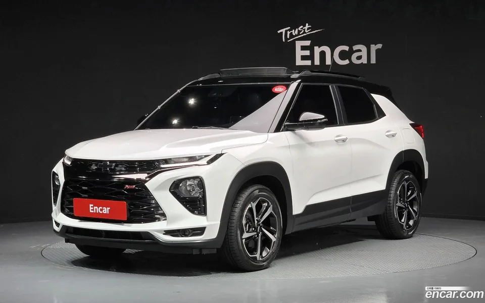 Chevrolet Trailblazer 1.3 2WD 2022 — photo 1, buy with delivery to Moscow
